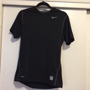 Nike Pro Black stretch t-shirt size small